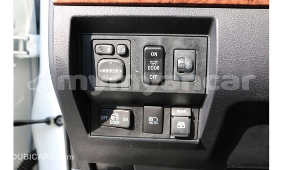 Buy Import Toyota Tundra White Car in Import - Dubai in Ayeyarwady Buy Import Toyota Tundra White Car in Import - Dubai in Ayeyarwady