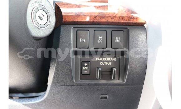 Buy Import Toyota Tundra White Car in Import - Dubai in Ayeyarwady Buy Import Toyota Tundra White Car in Import - Dubai in Ayeyarwady