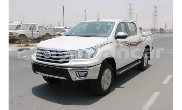 Buy Import Toyota Hilux White Car in Import - Dubai in Ayeyarwady Buy Import Toyota Hilux White Car in Import - Dubai in Ayeyarwady