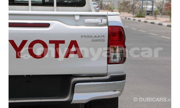 Buy Import Toyota Hilux White Car in Import - Dubai in Ayeyarwady Buy Import Toyota Hilux White Car in Import - Dubai in Ayeyarwady