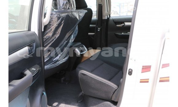 Buy Import Toyota Hilux White Car in Import - Dubai in Ayeyarwady Buy Import Toyota Hilux White Car in Import - Dubai in Ayeyarwady