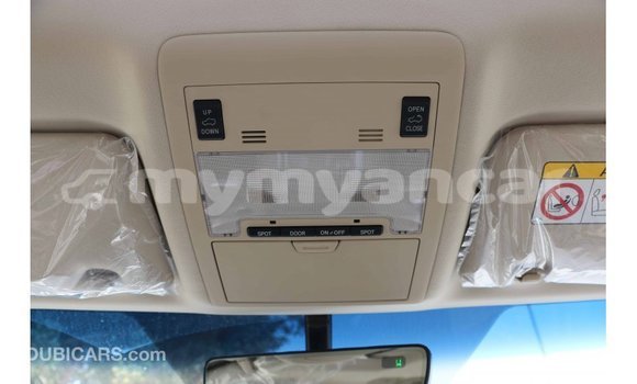 Buy Import Toyota Land Cruiser White Car in Import - Dubai in Ayeyarwady Buy Import Toyota Land Cruiser White Car in Import - Dubai in Ayeyarwady