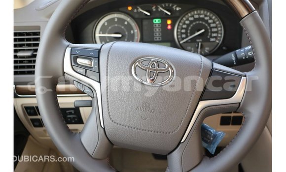 Buy Import Toyota Land Cruiser White Car in Import - Dubai in Ayeyarwady Buy Import Toyota Land Cruiser White Car in Import - Dubai in Ayeyarwady