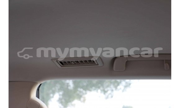 Buy Import Toyota Land Cruiser White Car in Import - Dubai in Ayeyarwady Buy Import Toyota Land Cruiser White Car in Import - Dubai in Ayeyarwady