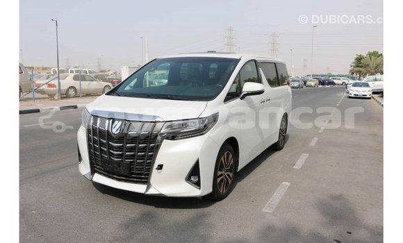 Buy Import Toyota Alphard White Car in Import - Dubai in Ayeyarwady Buy Import Toyota Alphard White Car in Import - Dubai in Ayeyarwady
