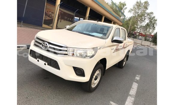Buy Import Toyota Hilux White Car in Import - Dubai in Ayeyarwady Buy Import Toyota Hilux White Car in Import - Dubai in Ayeyarwady