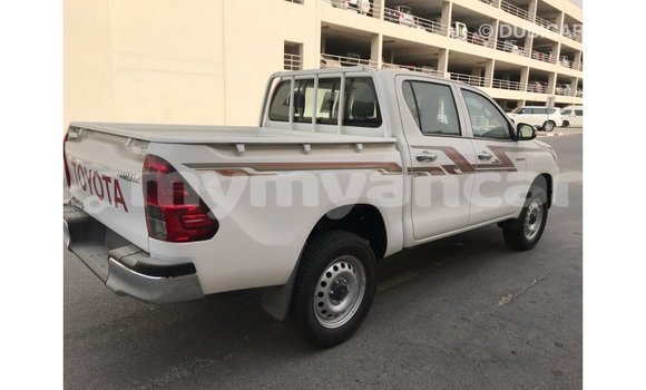 Buy Import Toyota Hilux White Car in Import - Dubai in Ayeyarwady Buy Import Toyota Hilux White Car in Import - Dubai in Ayeyarwady