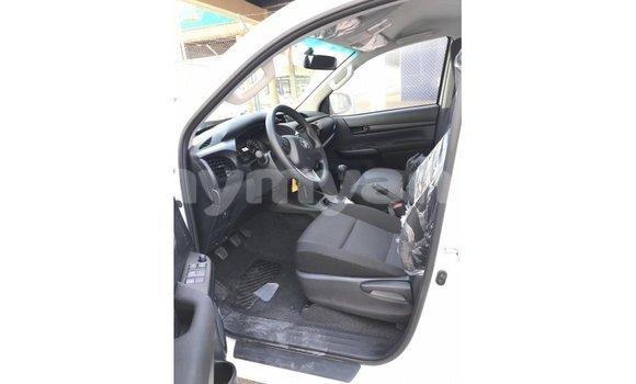 Buy Import Toyota Hilux White Car in Import - Dubai in Ayeyarwady Buy Import Toyota Hilux White Car in Import - Dubai in Ayeyarwady