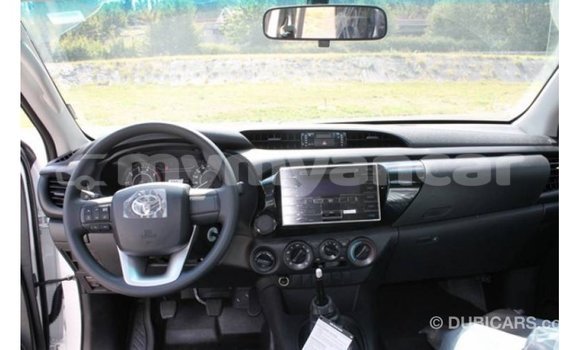 Buy Import Toyota Hilux White Car in Import - Dubai in Ayeyarwady Buy Import Toyota Hilux White Car in Import - Dubai in Ayeyarwady