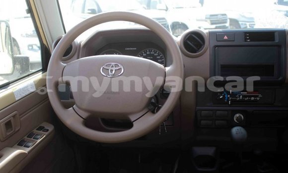 Acheter Import Voiture Toyota Land Cruiser Beige à Import - Dubai, #<Region:0x000000000c5121b8> Acheter Import Voiture Toyota Land Cruiser Beige à Import - Dubai, #<Region:0x000000000c5121b8>