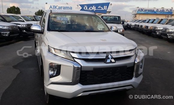 Buy Import Mitsubishi L200 White Car in Import - Dubai in Ayeyarwady Buy Import Mitsubishi L200 White Car in Import - Dubai in Ayeyarwady