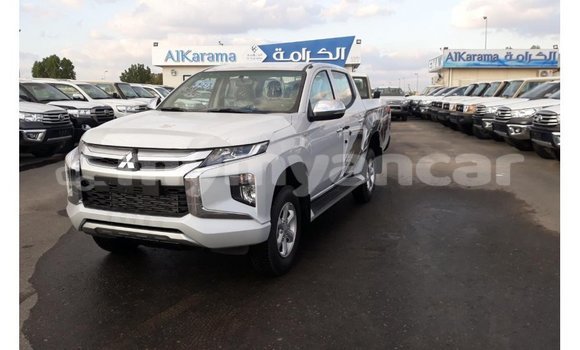 Buy Import Mitsubishi L200 White Car in Import - Dubai in Ayeyarwady Buy Import Mitsubishi L200 White Car in Import - Dubai in Ayeyarwady