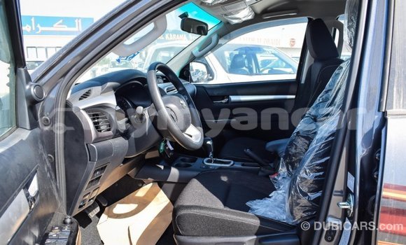Buy Import Toyota Hilux Other Car in Import - Dubai in Ayeyarwady Buy Import Toyota Hilux Other Car in Import - Dubai in Ayeyarwady