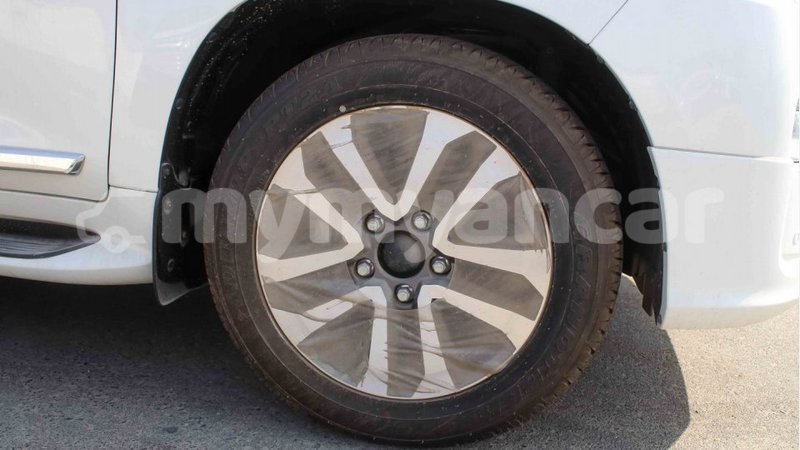 Big with watermark toyota land cruiser ayeyarwady import dubai 2133