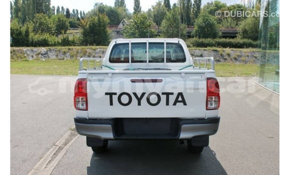 Buy Import Toyota Hilux White Car in Import - Dubai in Ayeyarwady Buy Import Toyota Hilux White Car in Import - Dubai in Ayeyarwady