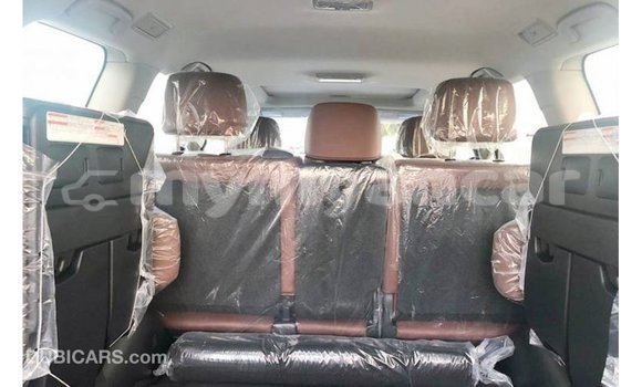 Buy Import Toyota Land Cruiser Black Car in Import - Dubai in Ayeyarwady Buy Import Toyota Land Cruiser Black Car in Import - Dubai in Ayeyarwady