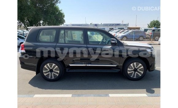 Buy Import Toyota Land Cruiser Black Car in Import - Dubai in Ayeyarwady Buy Import Toyota Land Cruiser Black Car in Import - Dubai in Ayeyarwady