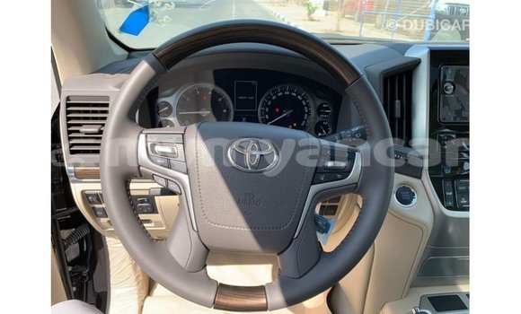 Buy Import Toyota Land Cruiser Black Car in Import - Dubai in Ayeyarwady Buy Import Toyota Land Cruiser Black Car in Import - Dubai in Ayeyarwady