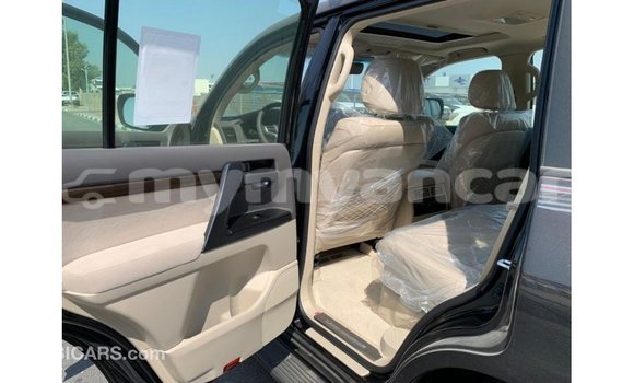 Buy Import Toyota Land Cruiser Black Car in Import - Dubai in Ayeyarwady Buy Import Toyota Land Cruiser Black Car in Import - Dubai in Ayeyarwady