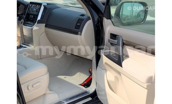 Buy Import Toyota Land Cruiser Black Car in Import - Dubai in Ayeyarwady Buy Import Toyota Land Cruiser Black Car in Import - Dubai in Ayeyarwady