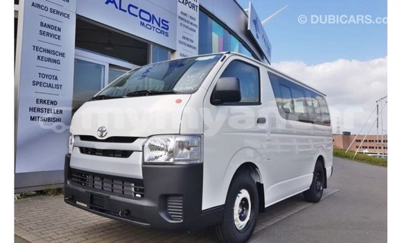 Buy Import Toyota Hiace White Car in Import - Dubai in Ayeyarwady Buy Import Toyota Hiace White Car in Import - Dubai in Ayeyarwady