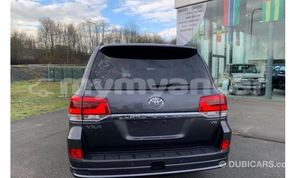 Buy Import Toyota Land Cruiser Black Car in Import - Dubai in Ayeyarwady Buy Import Toyota Land Cruiser Black Car in Import - Dubai in Ayeyarwady