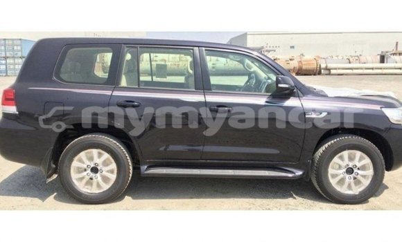 Buy Import Toyota Land Cruiser Black Car in Import - Dubai in Ayeyarwady Buy Import Toyota Land Cruiser Black Car in Import - Dubai in Ayeyarwady