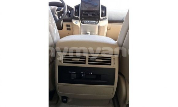 Buy Import Toyota Land Cruiser Black Car in Import - Dubai in Ayeyarwady Buy Import Toyota Land Cruiser Black Car in Import - Dubai in Ayeyarwady