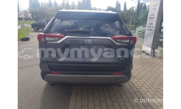 Buy Import Toyota 4Runner Other Car in Import - Dubai in Ayeyarwady Buy Import Toyota 4Runner Other Car in Import - Dubai in Ayeyarwady