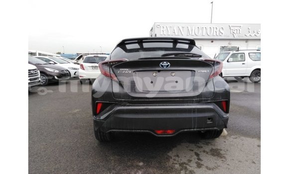 Buy Import Toyota C-HR Other Car in Import - Dubai in Ayeyarwady Buy Import Toyota C-HR Other Car in Import - Dubai in Ayeyarwady
