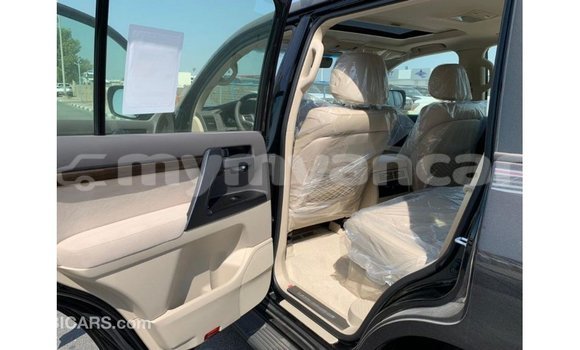 Buy Import Toyota Land Cruiser Black Car in Import - Dubai in Ayeyarwady Buy Import Toyota Land Cruiser Black Car in Import - Dubai in Ayeyarwady