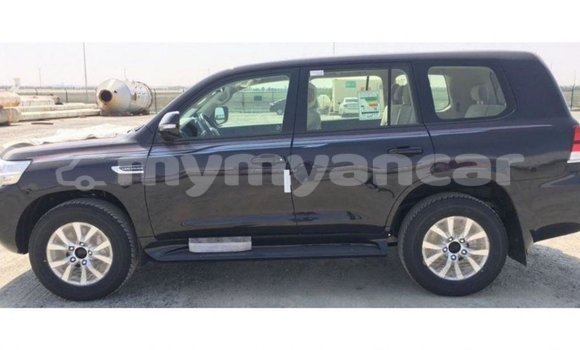 Buy Import Toyota Land Cruiser Black Car in Import - Dubai in Ayeyarwady Buy Import Toyota Land Cruiser Black Car in Import - Dubai in Ayeyarwady