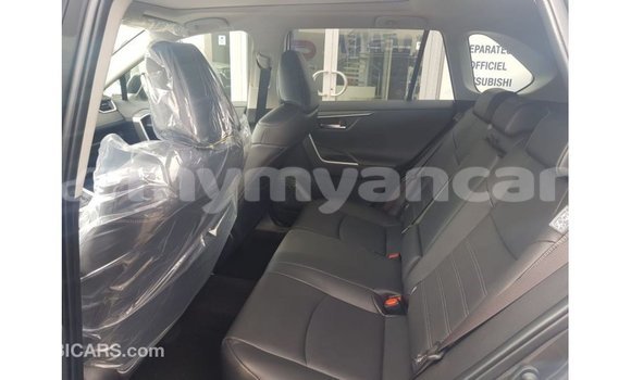 Buy Import Toyota 4Runner Other Car in Import - Dubai in Ayeyarwady Buy Import Toyota 4Runner Other Car in Import - Dubai in Ayeyarwady