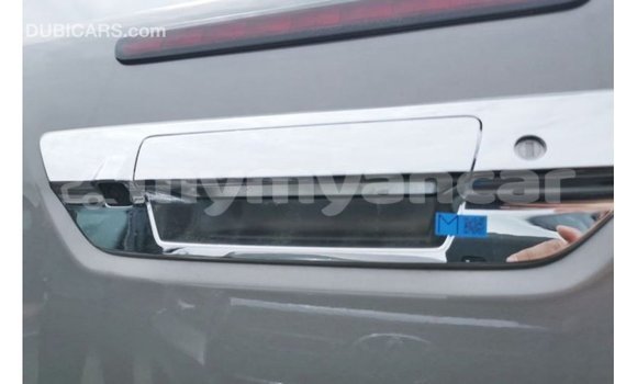 Buy Import Toyota Hilux Other Car in Import - Dubai in Ayeyarwady Buy Import Toyota Hilux Other Car in Import - Dubai in Ayeyarwady
