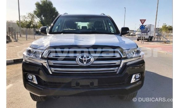 Buy Import Toyota Land Cruiser Black Car in Import - Dubai in Ayeyarwady Buy Import Toyota Land Cruiser Black Car in Import - Dubai in Ayeyarwady