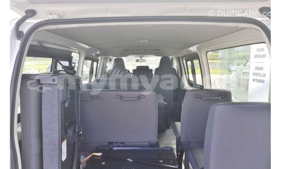 Buy Import Toyota Hiace White Car in Import - Dubai in Ayeyarwady Buy Import Toyota Hiace White Car in Import - Dubai in Ayeyarwady