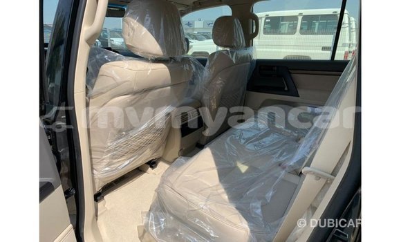 Buy Import Toyota Land Cruiser Black Car in Import - Dubai in Ayeyarwady Buy Import Toyota Land Cruiser Black Car in Import - Dubai in Ayeyarwady