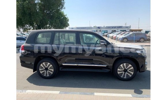 Buy Import Toyota Land Cruiser Black Car in Import - Dubai in Ayeyarwady Buy Import Toyota Land Cruiser Black Car in Import - Dubai in Ayeyarwady