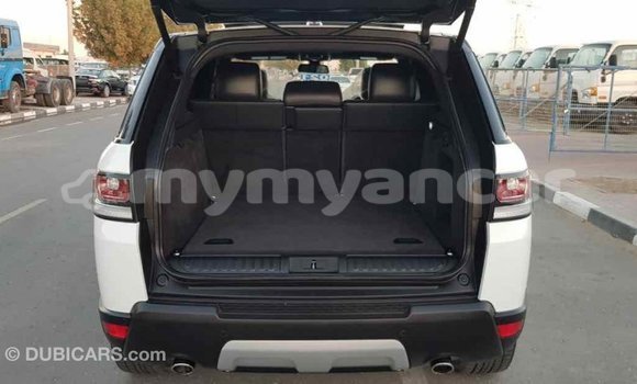 Buy Import Land Rover Range Rover White Car in Import - Dubai in Ayeyarwady Buy Import Land Rover Range Rover White Car in Import - Dubai in Ayeyarwady