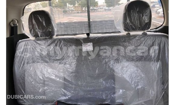 သွင်းကုန် Mitsubishi L200 Brown ကား Import - Dubai Ayeyarwady သွင်းကုန် Mitsubishi L200 Brown ကား Import - Dubai Ayeyarwady