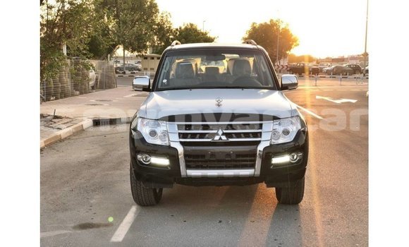 Buy Import Mitsubishi Pajero Black Car in Import - Dubai in Ayeyarwady Buy Import Mitsubishi Pajero Black Car in Import - Dubai in Ayeyarwady