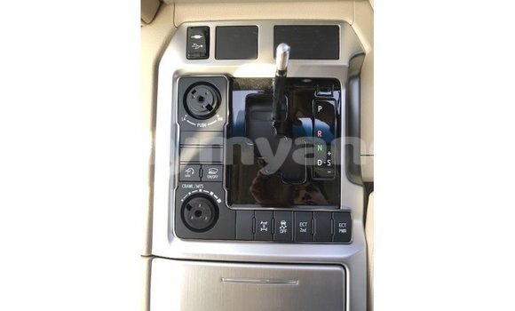 သွင်းကုန် Toyota Land Cruiser Other ကား Import - Dubai Ayeyarwady သွင်းကုန် Toyota Land Cruiser Other ကား Import - Dubai Ayeyarwady