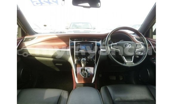 Buy Import Toyota Harrier Brown Car in Import - Dubai in Ayeyarwady Buy Import Toyota Harrier Brown Car in Import - Dubai in Ayeyarwady