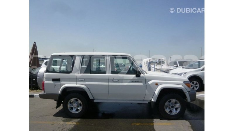 Big with watermark toyota land cruiser ayeyarwady import dubai 2218