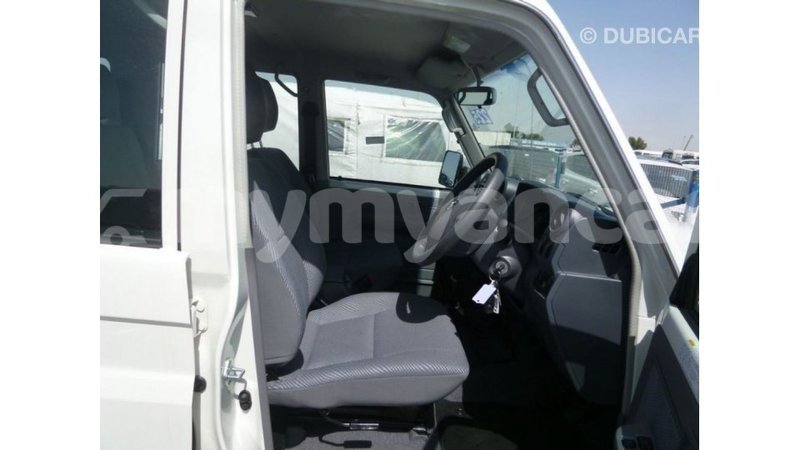 Big with watermark toyota land cruiser ayeyarwady import dubai 2218