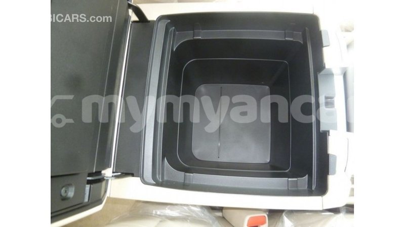 Big with watermark toyota land cruiser ayeyarwady import dubai 2220