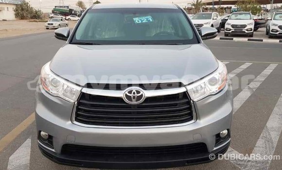 Buy Import Toyota Highlander Other Car in Import - Dubai in Ayeyarwady Buy Import Toyota Highlander Other Car in Import - Dubai in Ayeyarwady