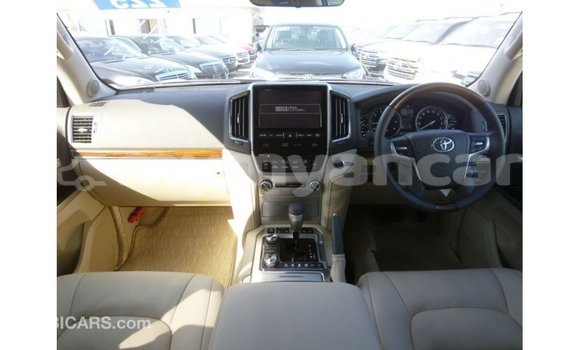 Buy Import Toyota Land Cruiser Black Car in Import - Dubai in Ayeyarwady Buy Import Toyota Land Cruiser Black Car in Import - Dubai in Ayeyarwady