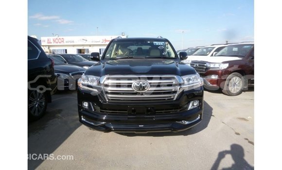 Buy Import Toyota Land Cruiser Black Car in Import - Dubai in Ayeyarwady Buy Import Toyota Land Cruiser Black Car in Import - Dubai in Ayeyarwady