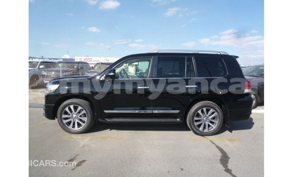 Buy Import Toyota Land Cruiser Black Car in Import - Dubai in Ayeyarwady Buy Import Toyota Land Cruiser Black Car in Import - Dubai in Ayeyarwady